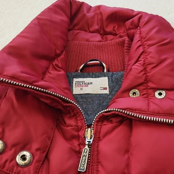 Tommy Hilfiger Quilted Down Red Women's Jacket Size Small - Picture 4 of 14